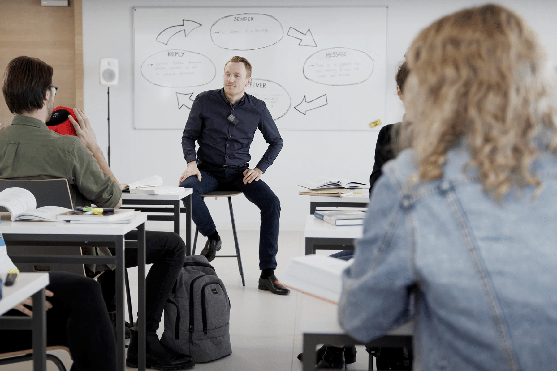 Catchbox Plus used for discussion in the classroom